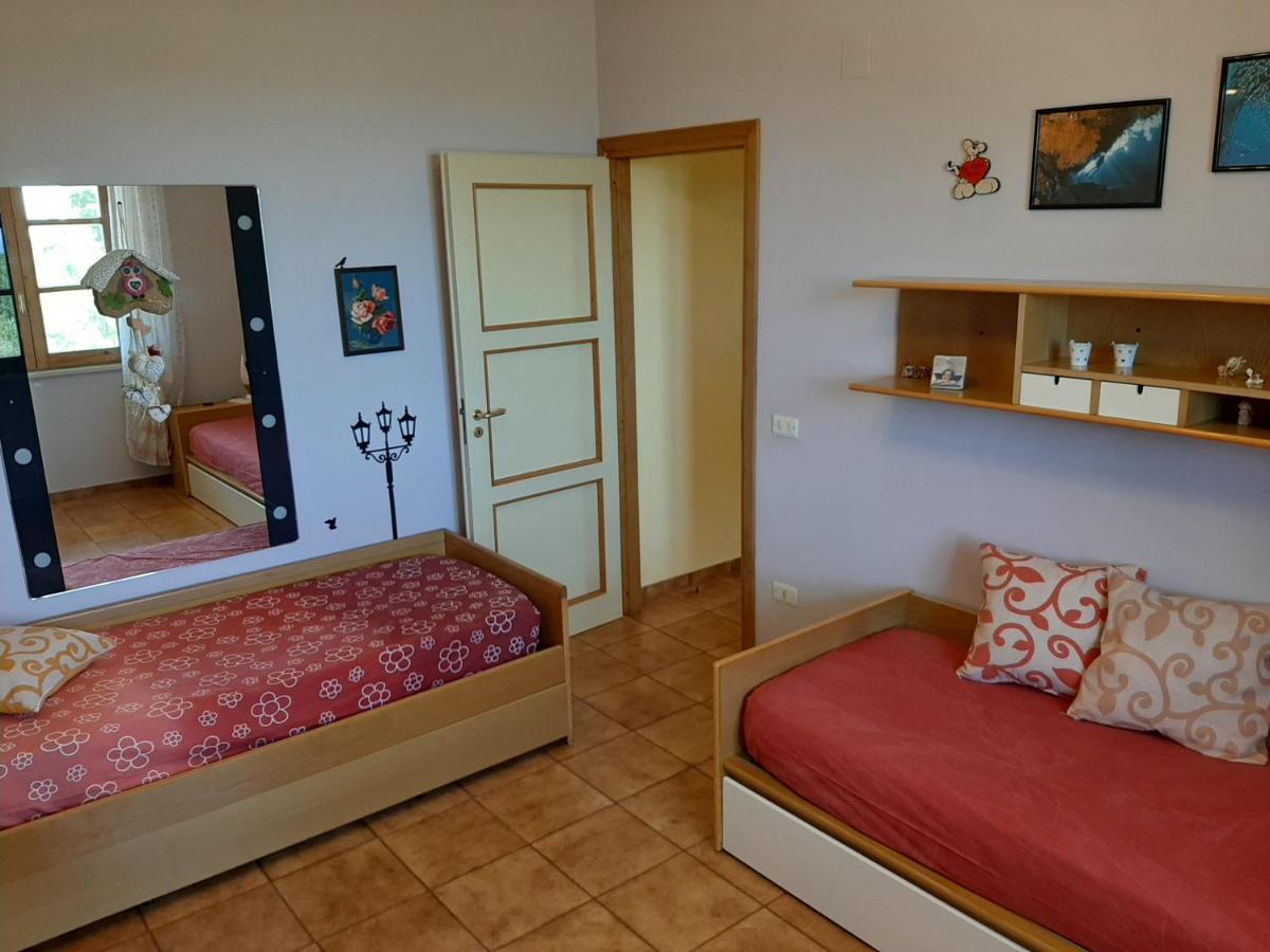 テッラジーニ Casanonnavittoria Bed & Breakfast エクステリア 写真